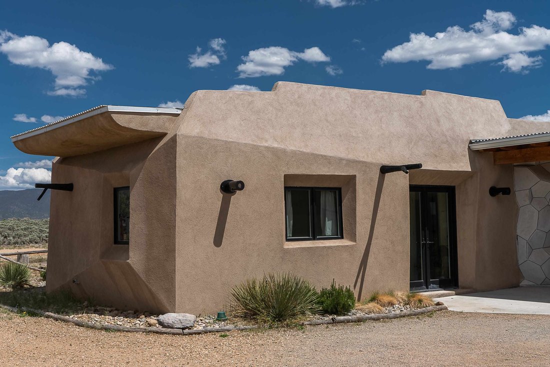 House in Ranchos de Taos, New Mexico, United States 3 - 18888456
