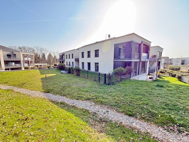 Apartamento en Divonne-les-Bains, Auvernia-Ródano-Alpes, Francia 1 - 18885652