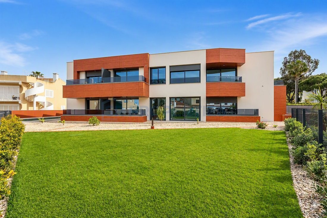 Apartment in Vilamoura, Quarteira, Algarve 2 - 18438070