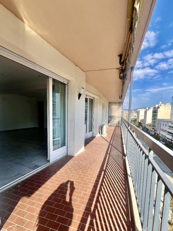 Wohnung in Nizza, Provence-Alpes-Côte d'Azur, Frankreich 1 - 18882670