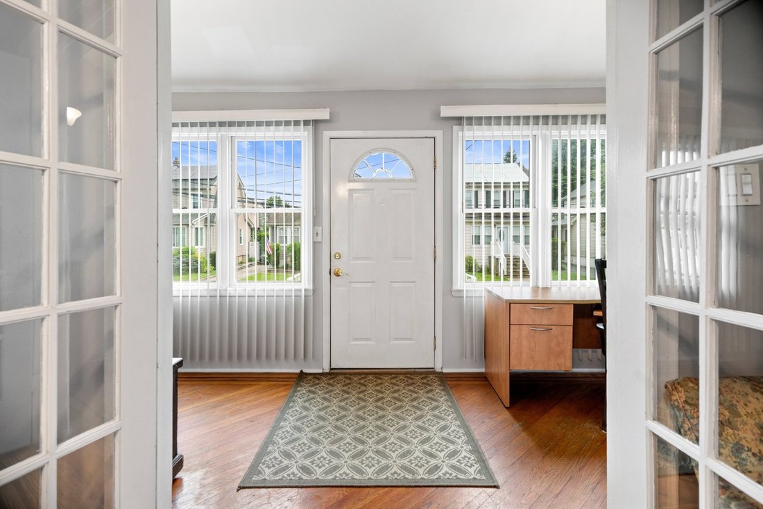 House in Valley Stream, New York, United States 5 - 18891063