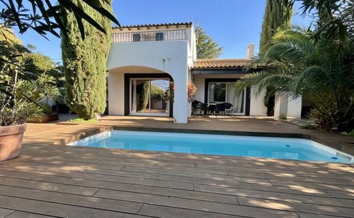 Villa à Sud, Les Angles, France 1