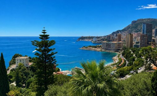 Villa in Village-Cros de Caste-Coupiere-Mont Gros, Roquebrune-Cap-Martin, France 1