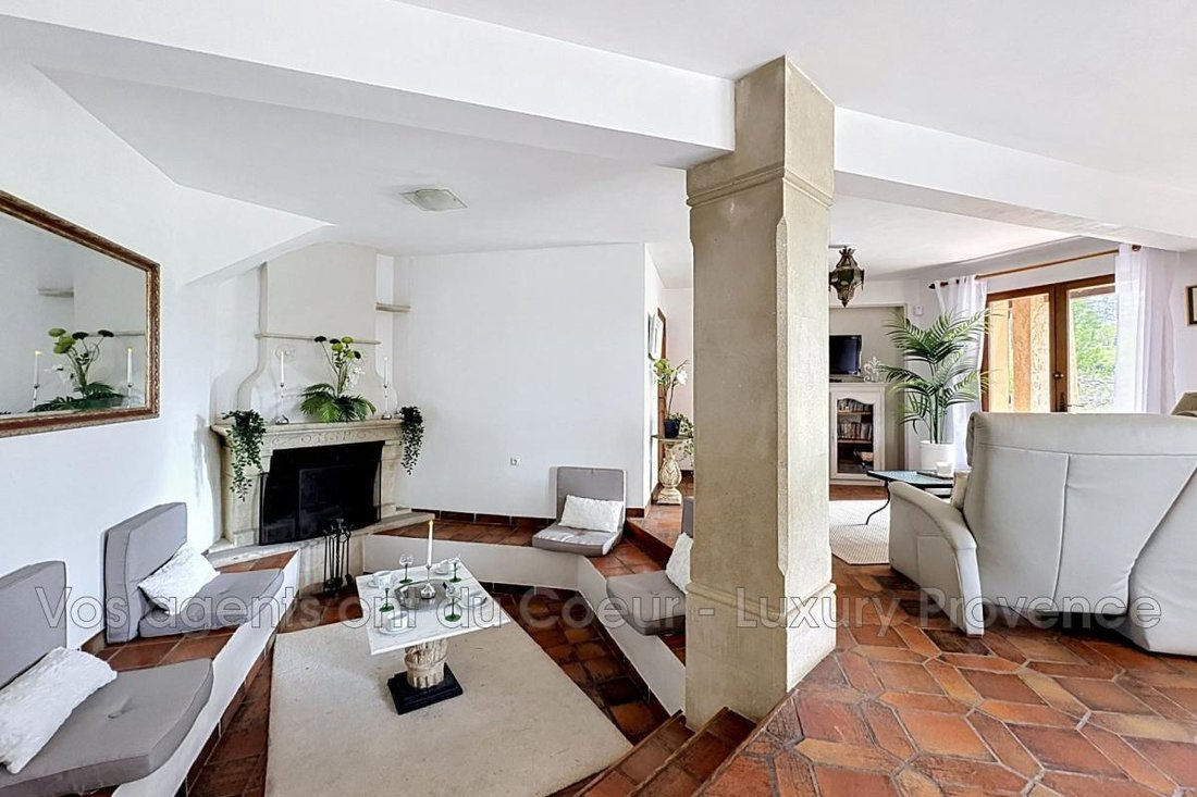 Casa en Chateauneuf-le-Rouge, Provenza-Alpes-Costa Azul, Francia 5 - 18881523