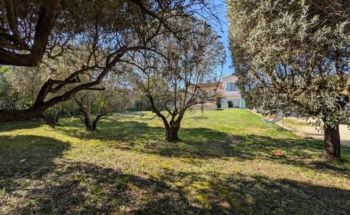 Casa en La Tour-d'Aigues, Provenza-Alpes-Costa Azul, Francia 1