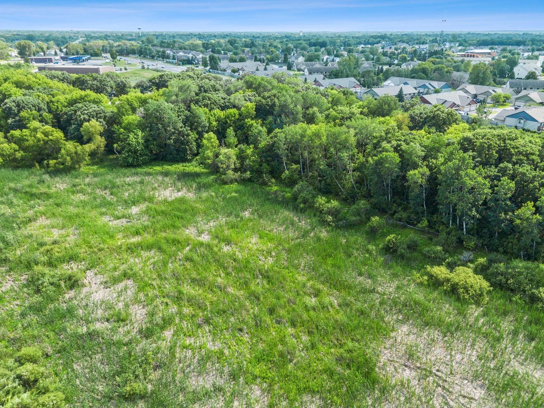 Terreno a Anoka, Minnesota, Stati Uniti 2 - 18889728