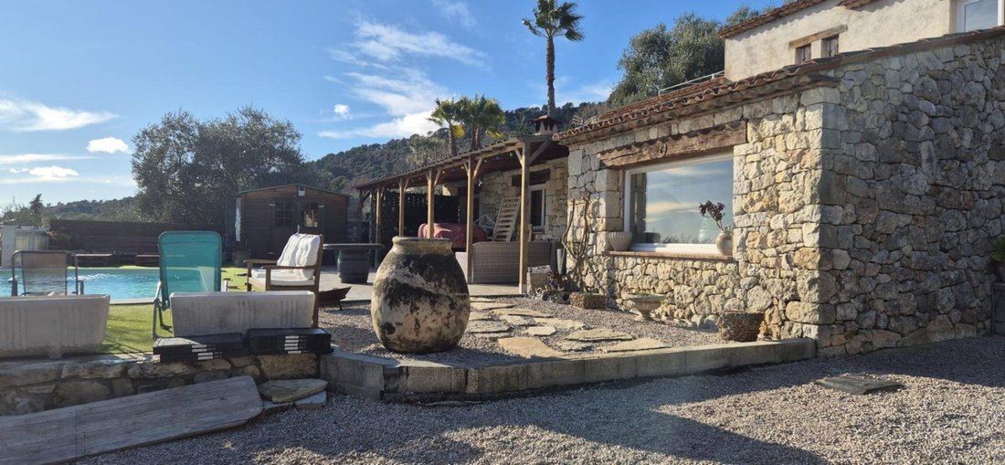 Villa in Le Tignet, Provence-Alpes-Côte d'Azur, Frankreich 1 - 18884605