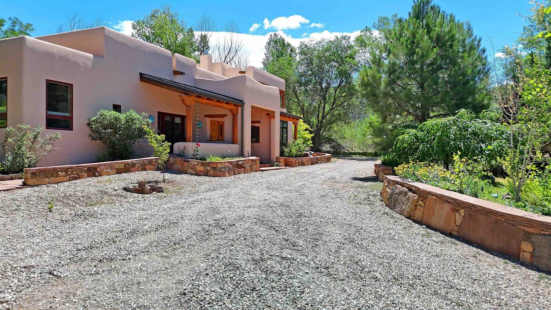 House in Taos, New Mexico, United States 4 - 18888473