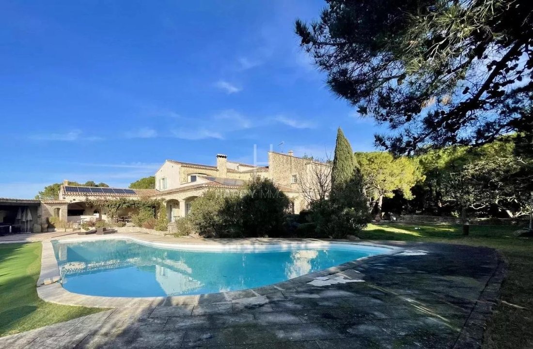 Haus in Fontvieille, Provence-Alpes-Côte d'Azur, Frankreich 5 - 18883497