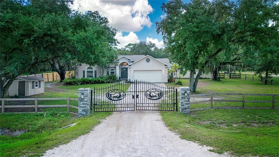 Casa a Wimauma, Florida, Stati Uniti 1 - 18889123