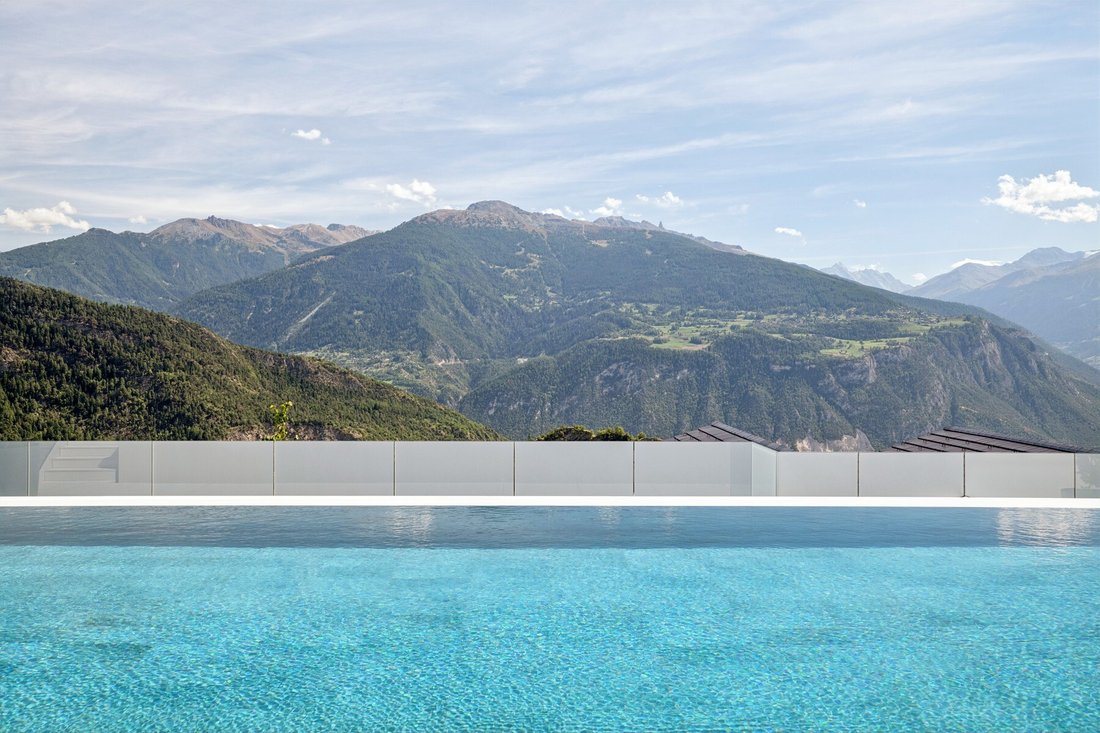Ayent, Valais/Wallis, Switzerland 3 - 18878524