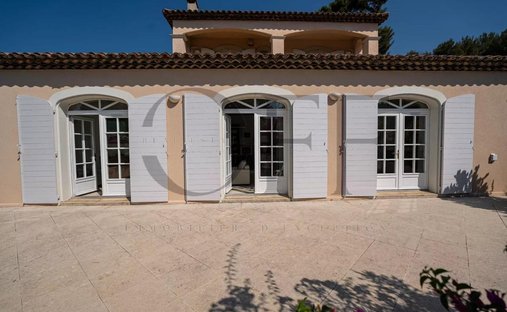 Villa in La Fourragère, Marseille, Provence-Alpes-Côte d'Azur 1