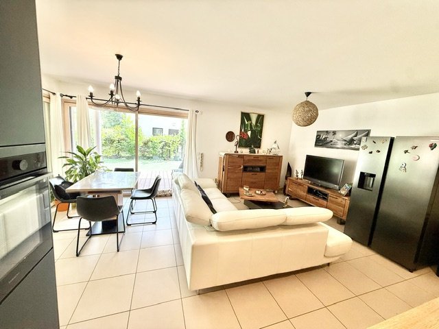 Wohnung in Divonne-les-Bains, Auvergne-Rhone-Alpen, Frankreich 5 - 18885589