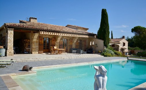 Villa in Partie Nord-Ferrieres-Cadenades-Rouviere, Le Muy, Frankreich 1