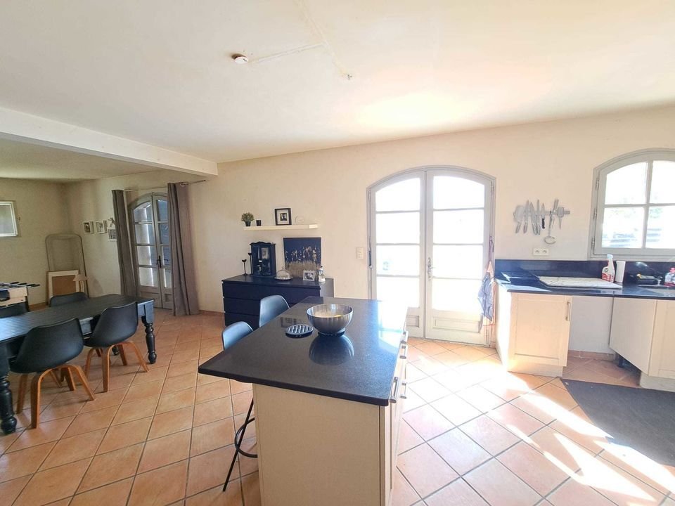 Villa a Arles, Provenza-Alpi-Costa Azzurra, Francia 3 - 18880588
