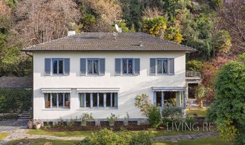 Casa en Luino, Lombardía, Italia 1