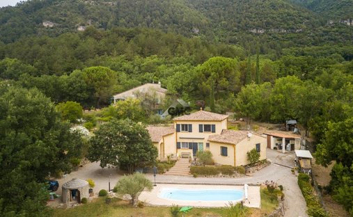 Villa à Soubès, Occitanie, France 1
