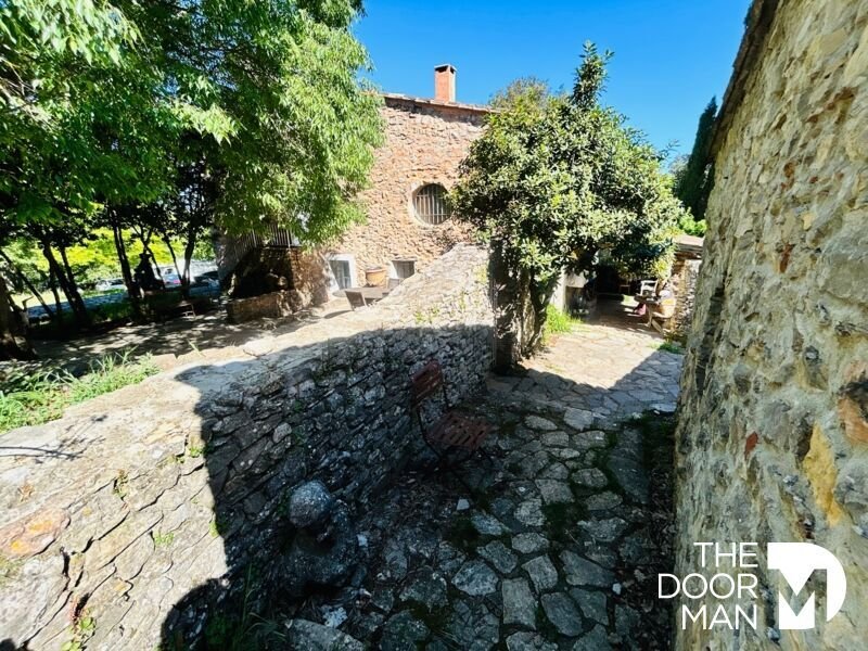 Casa en Flassans-sur-Issole, Provenza-Alpes-Costa Azul, Francia 2 - 18884390
