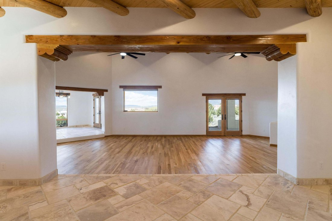 House in Taos, New Mexico, United States 5 - 18888426
