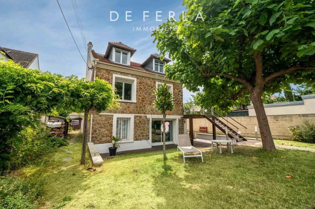 Maison à Chatou, Île-de-France, France 1 - 18883151