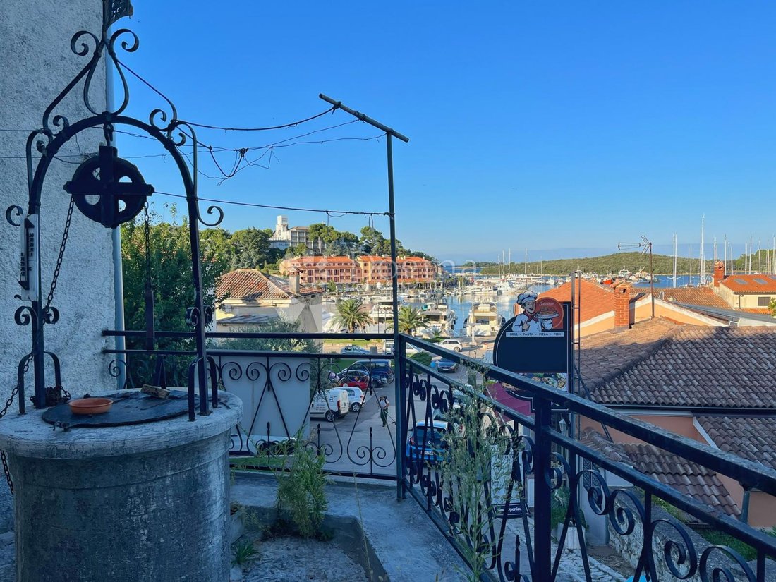 House in Vrsar, Istria County, Croatia 1 - 18890649