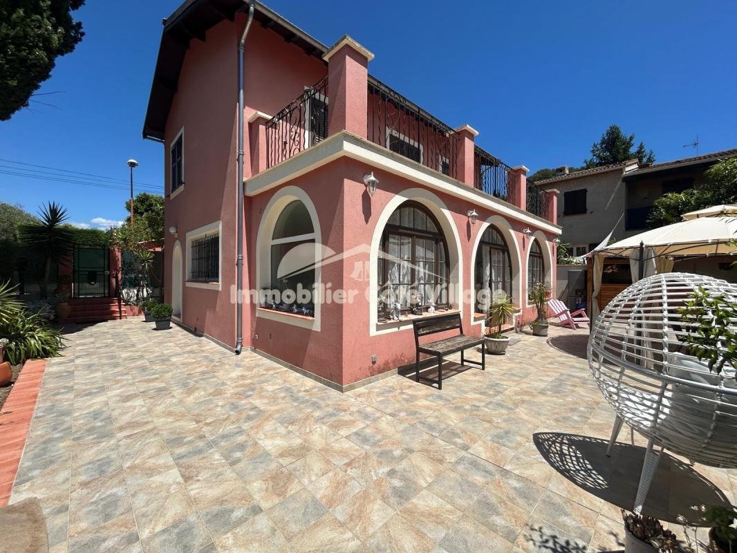 Villa à Le Rostit, La Trinité, France 2 - 18886873