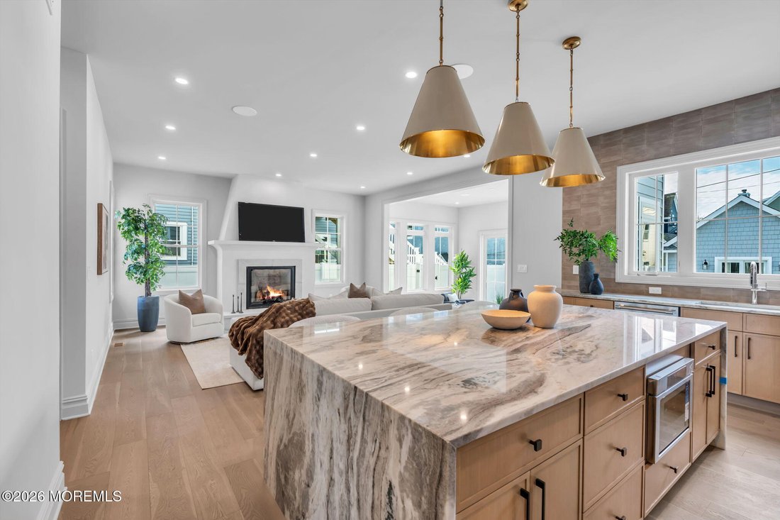 House in Asbury Park, New Jersey, United States 3 - 17539637