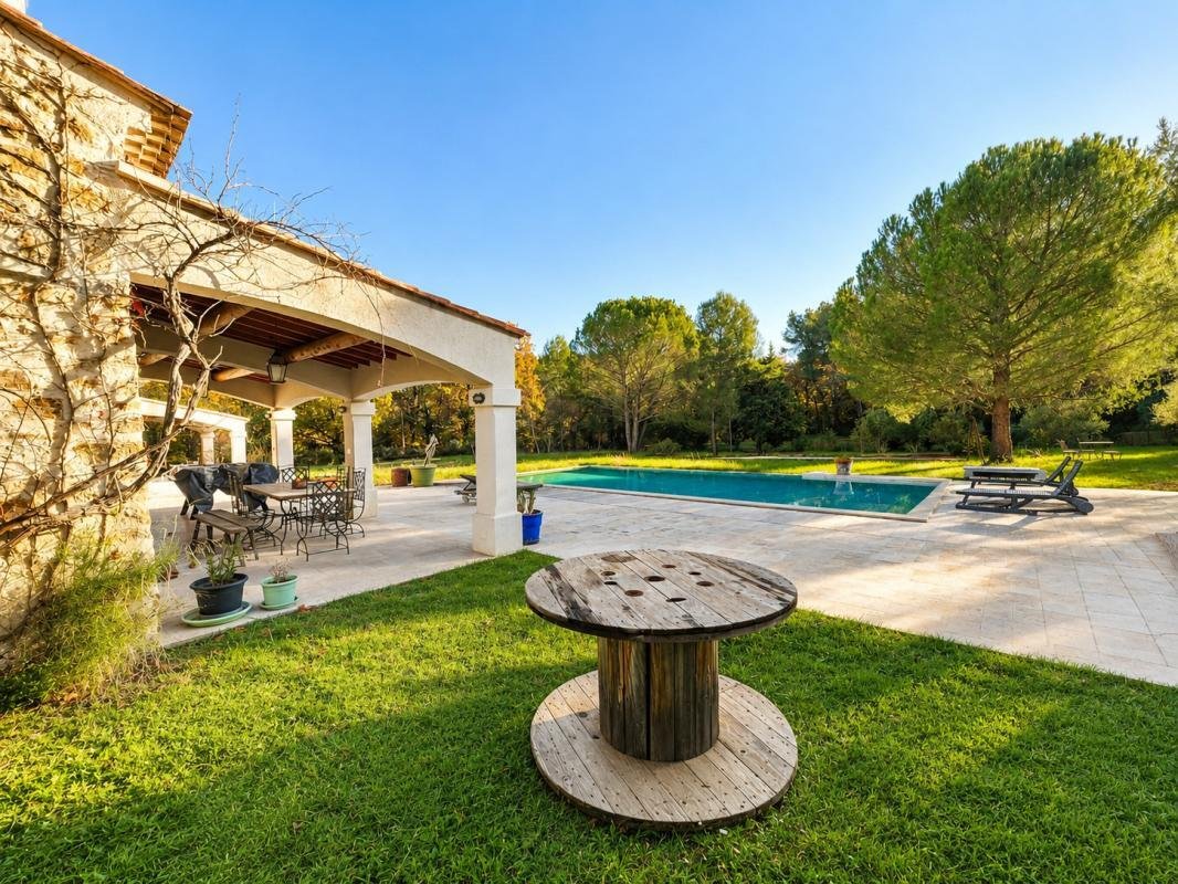 Villa in Trets, Provence-Alpes-Côte d'Azur, France 3 - 18891032