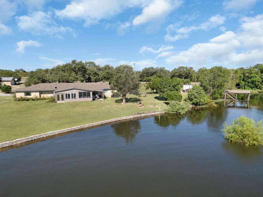 House in Buchanan Dam, Texas, United States 1 - 18890026