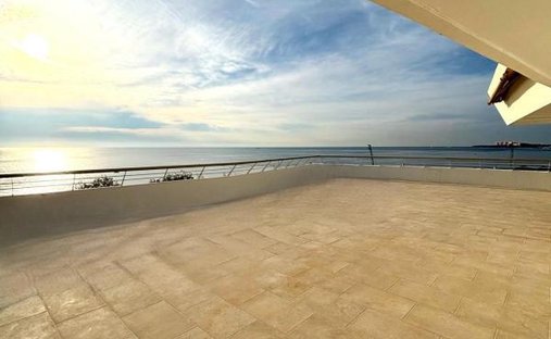 Appartement à Village, Villeneuve-Loubet, France 1