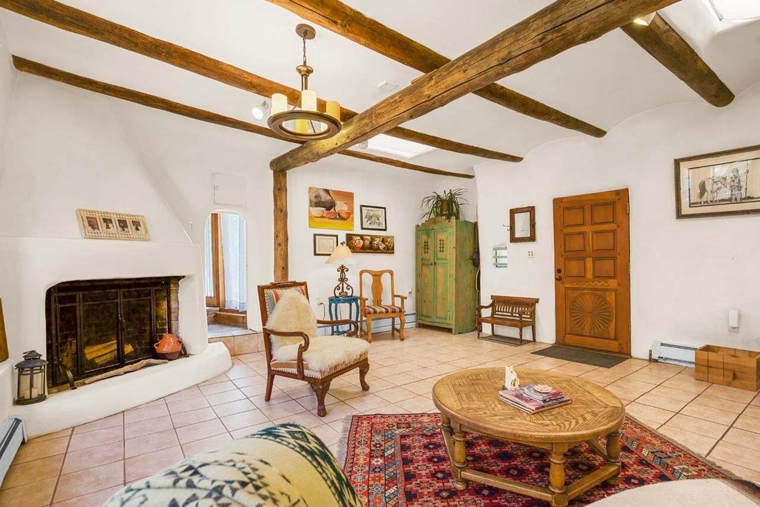 House in Taos, New Mexico, United States 4 - 18888313
