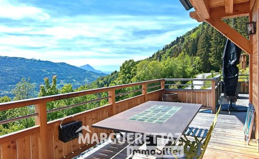 Chalet in Verchaix, Auvergne-Rhone-Alpen, Frankreich 1