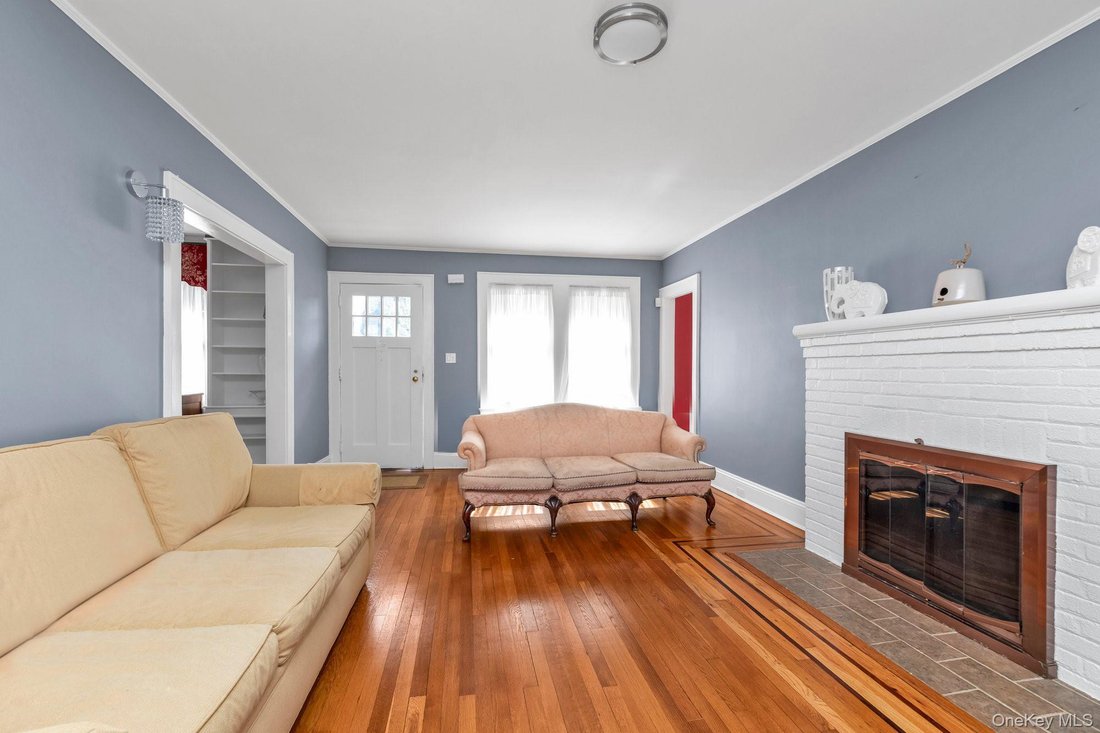 House in Rockville Centre, New York, United States 2 - 18891121
