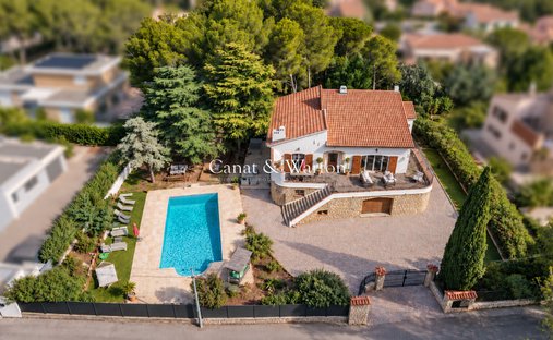 Villa in Plateau Notre Dame Nord, Saint-Raphaël, Frankreich 1