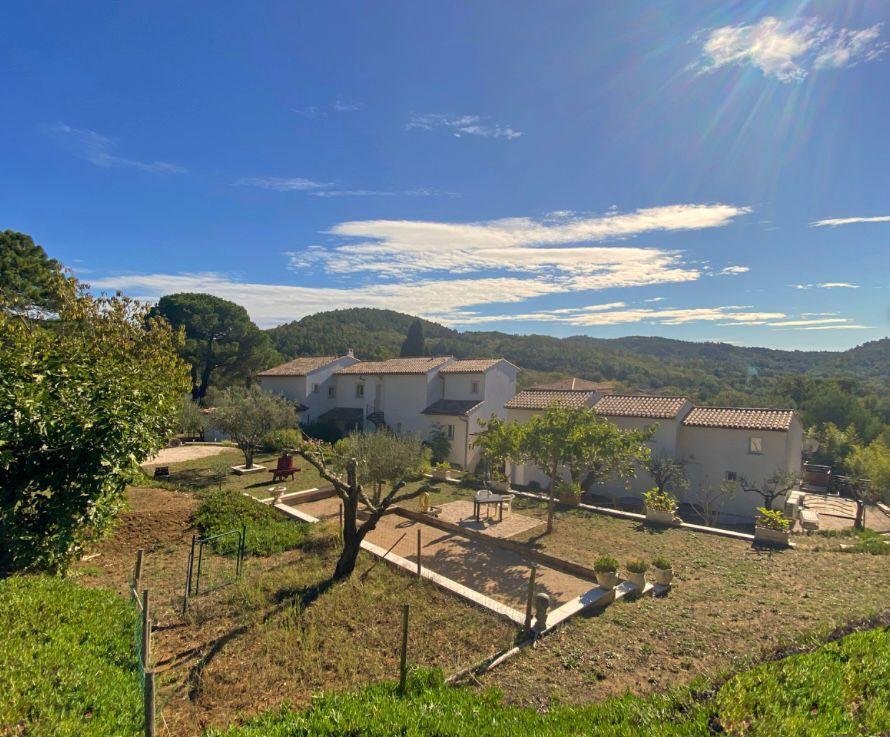 Casa en La Garde-Freinet, Provenza-Alpes-Costa Azul, Francia 2 - 18885718