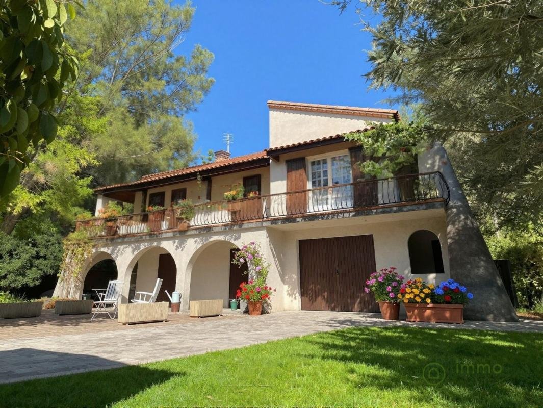 Casa a Alouette, Nîmes, Francia 1 - 18882893