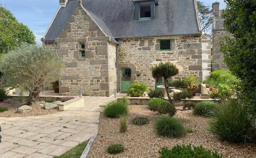 House in Lanildut, Brittany, France 1
