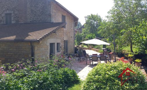 House in Macornay, Bourgogne – Franche-Comté, France 1