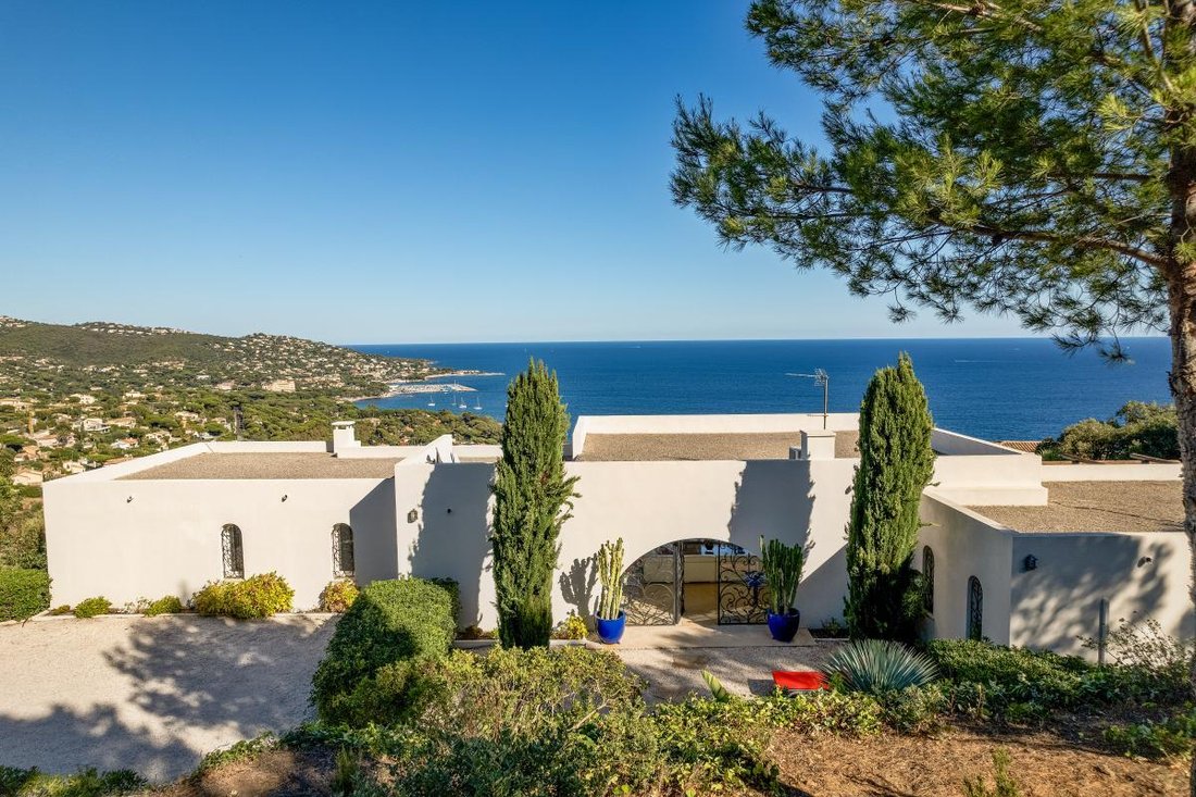 House in Nartelle-Noyer-Bellevue-bd des Sardinaux, Sainte-Maxime, France 4 - 18882754