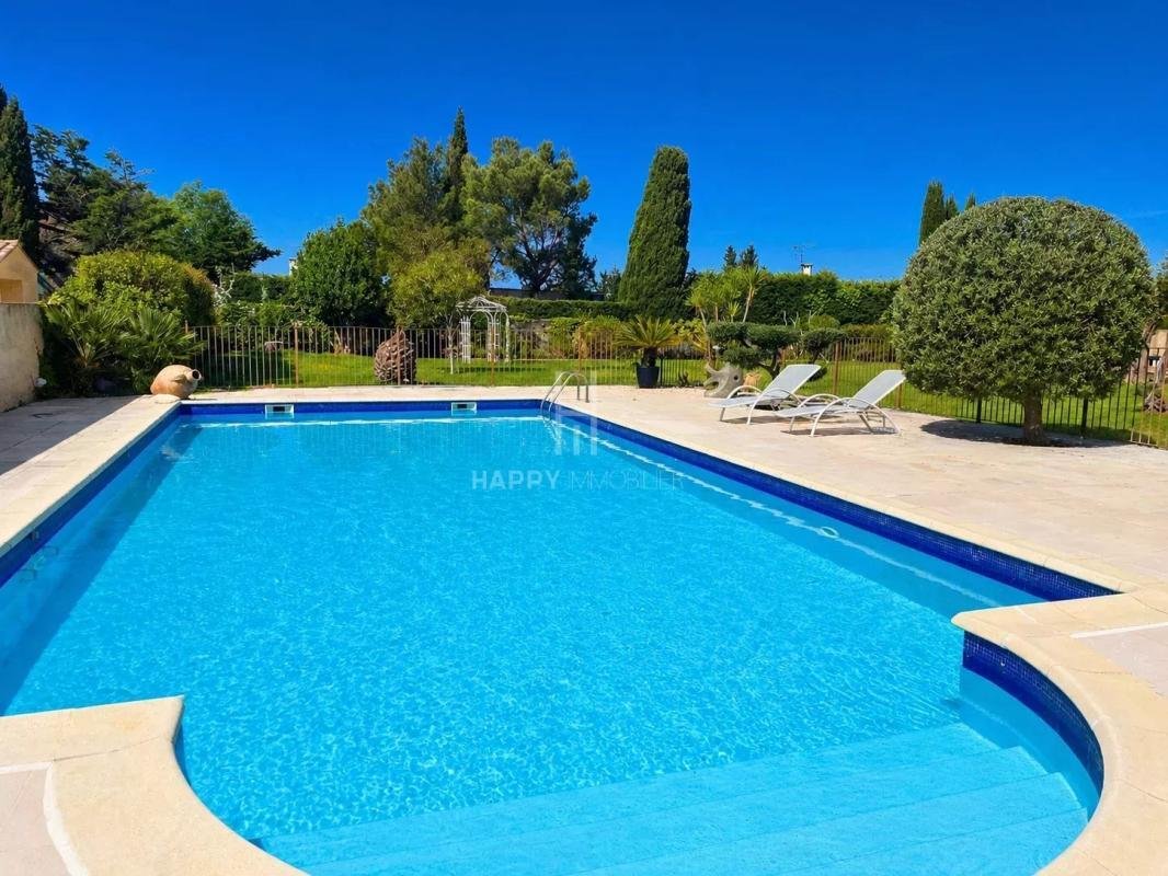 Maison à Fontvieille, Provence-Alpes-Côte d'Azur, France 4 - 18882484