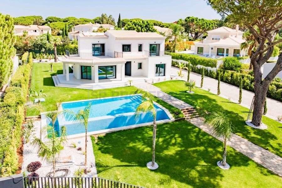 House in Vilamoura, Quarteira, Algarve 1 - 18879200