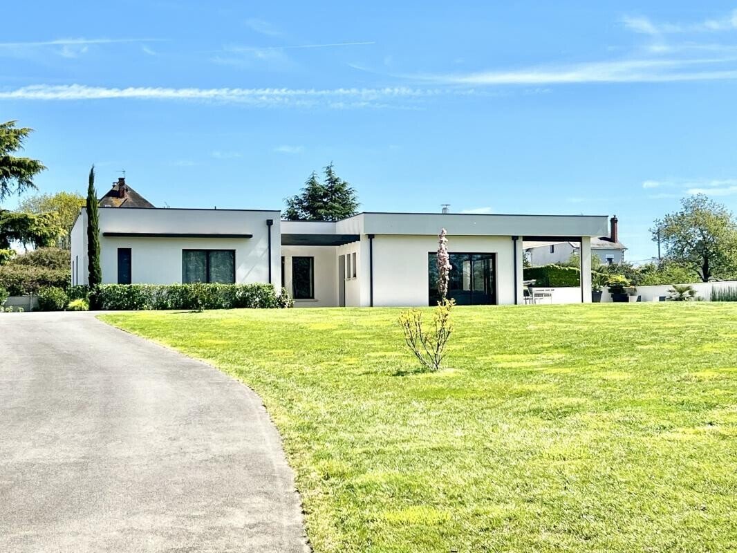 Villa in Châtellerault, Neu-Aquitanien, Frankreich 1 - 18887346