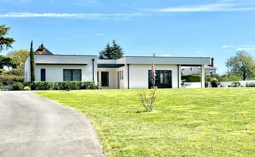 Villa a Châtellerault, Nuova Aquitania, Francia 1