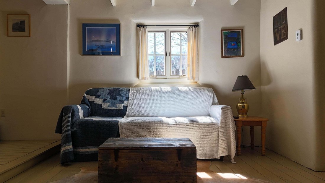 Taos, New Mexico, United States 5 - 18888382