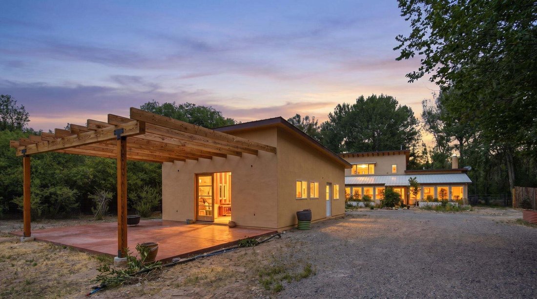 House in Dixon, New Mexico, United States 1 - 18888452