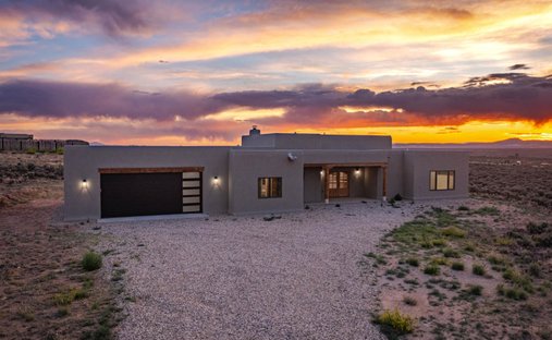 House in Ranchos de Taos, New Mexico, United States 1