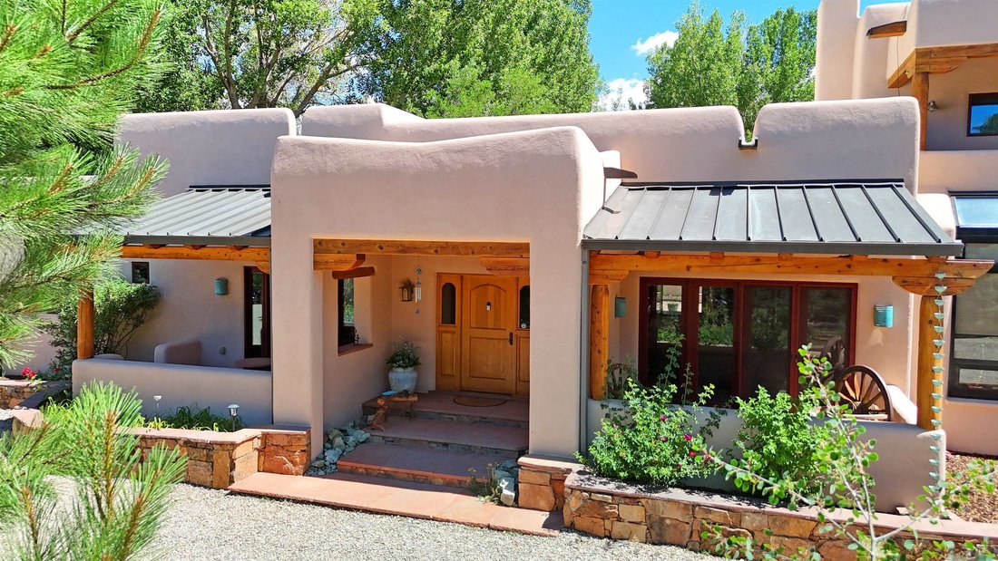 House in Taos, New Mexico, United States 3 - 18888473