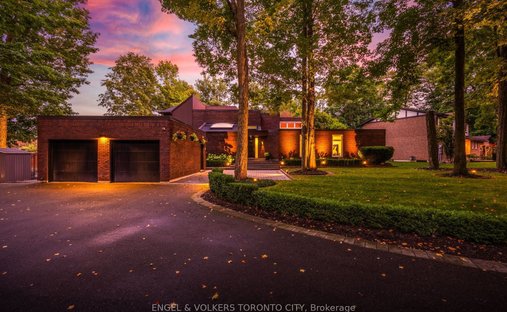 House in King, Ontario, Canada 1