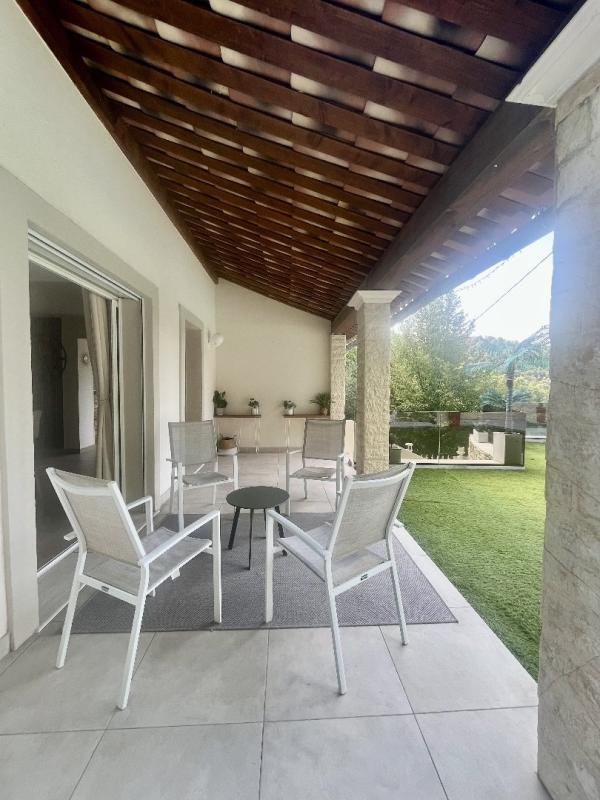 Casa en Tourrette-Levens, Provenza-Alpes-Costa Azul, Francia 3 - 18882186