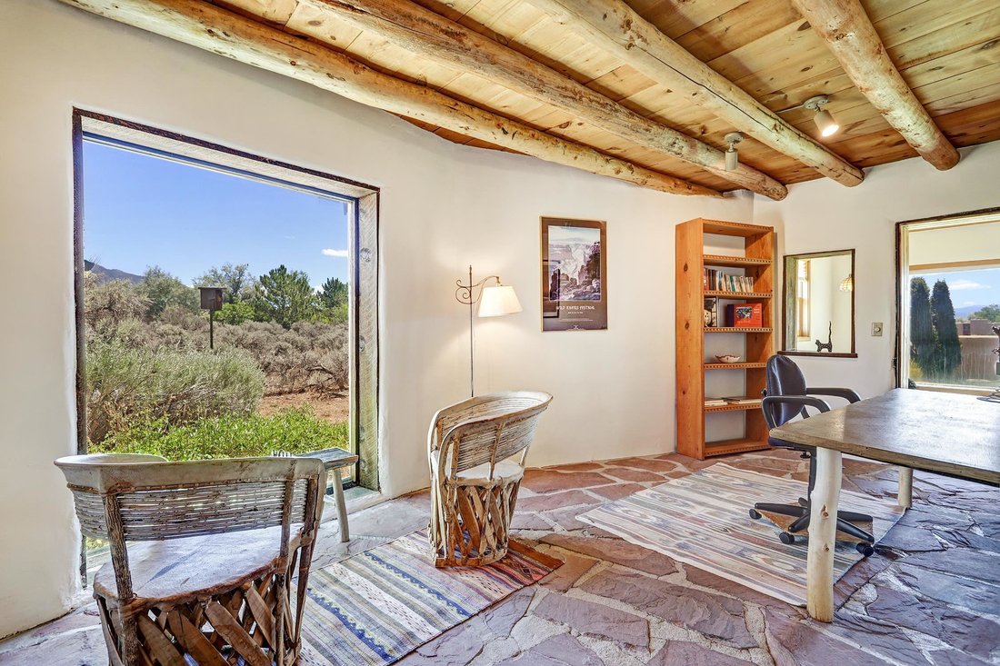 House in El Prado, New Mexico, United States 5 - 18888114